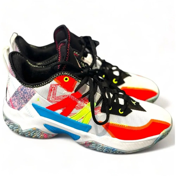 NIB-Jordan One Take II Men’s 10 Wht/ghost green/infrared 23/Blanc/Phantom - Picture 3 of 7